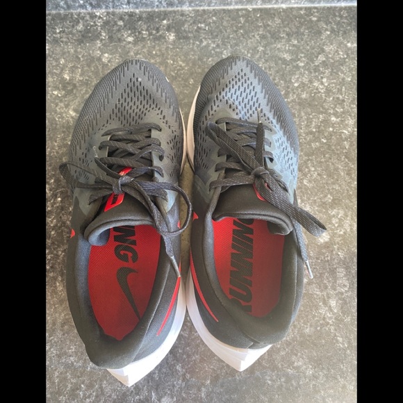 Nike Zoom Winflo 6 'University Red' - Picture 9 of 15